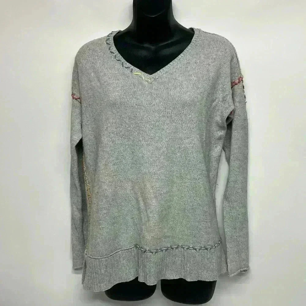 Lisa Tod sweater size extra small gray with colorful, thick stitches, cotton